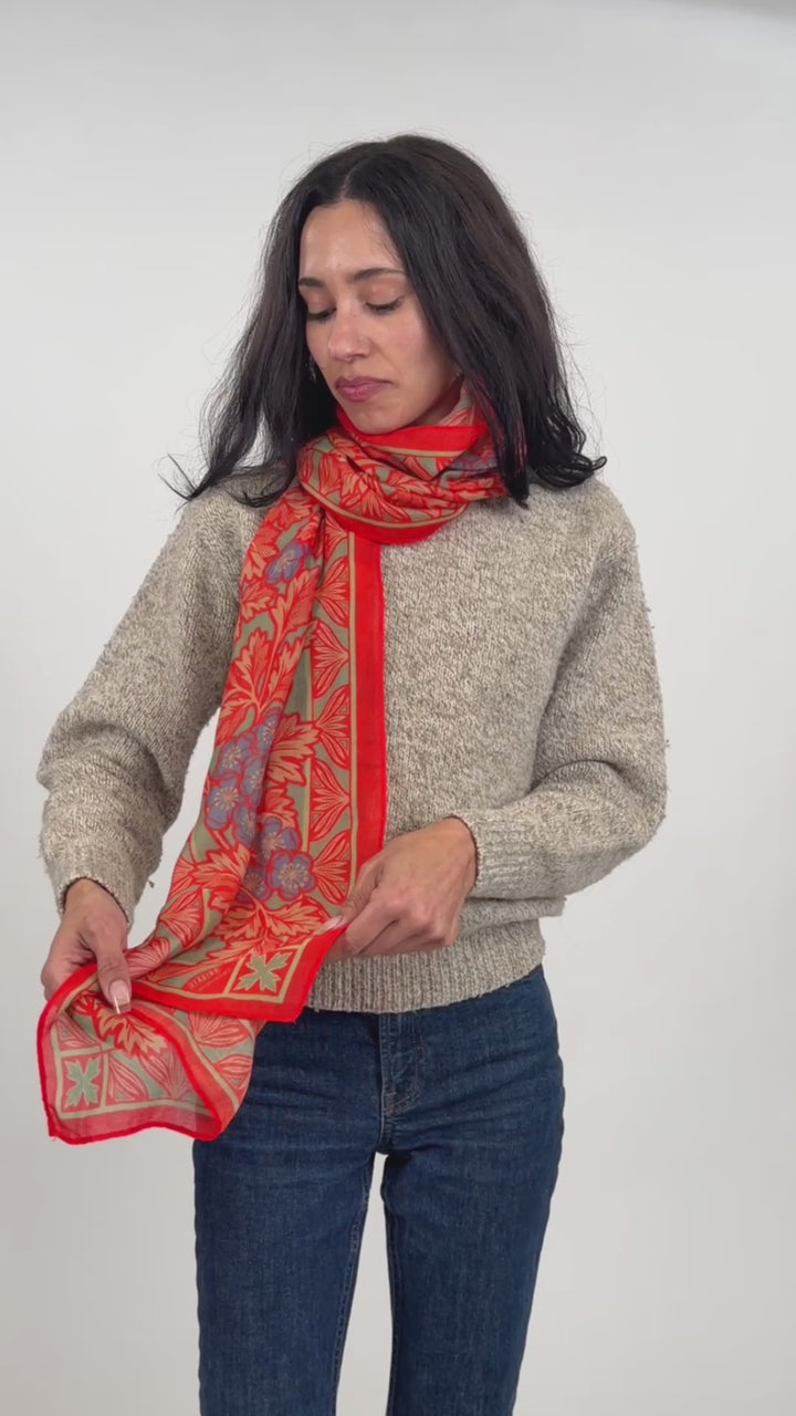 Inflorescence Scarf