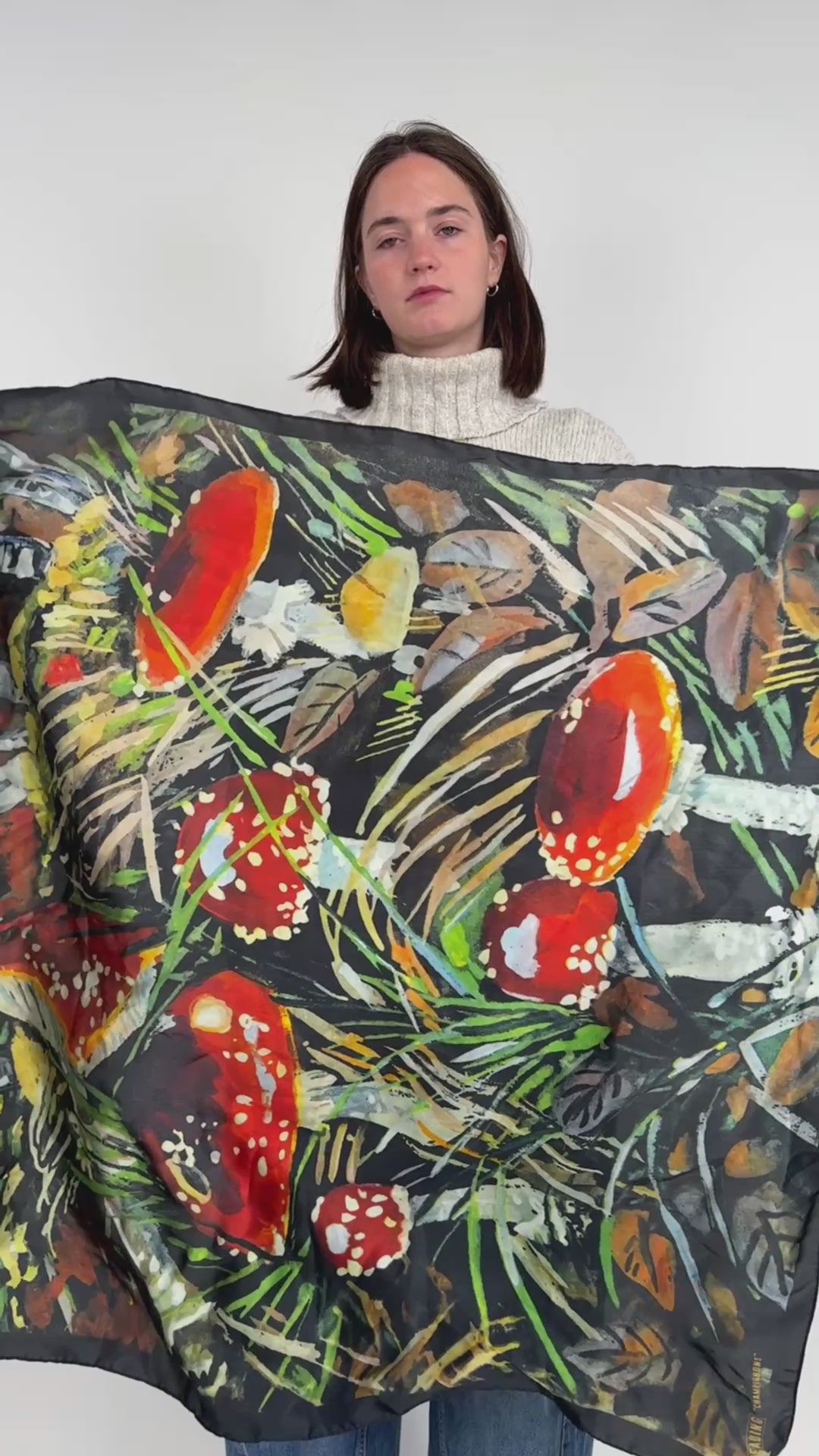 Champignons Silky Scarf