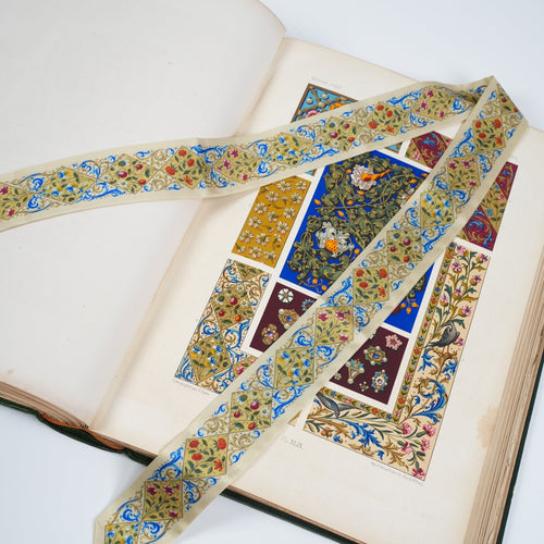 Tapestry Skinny Scarf - Heading Prints