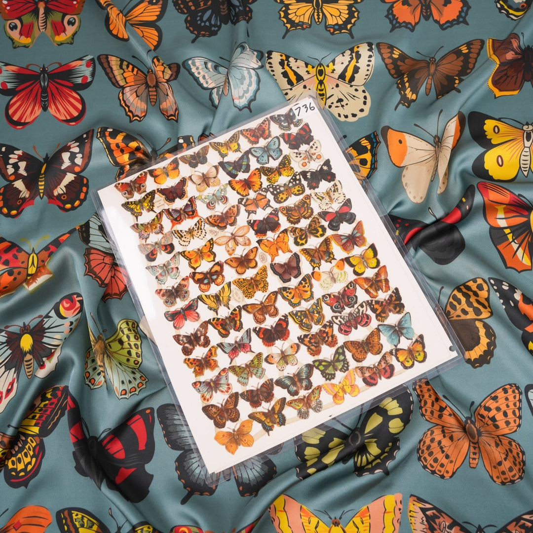 Wing Silky Scarf - Heading Prints