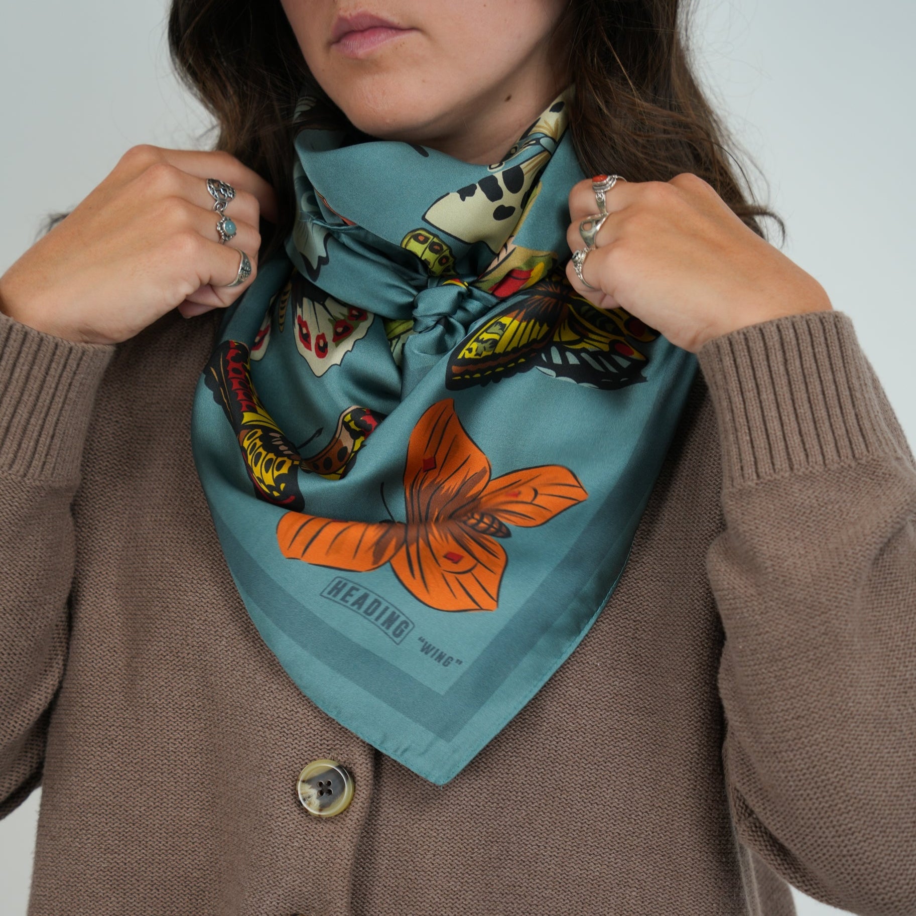 Wing Silky Scarf - Heading Prints
